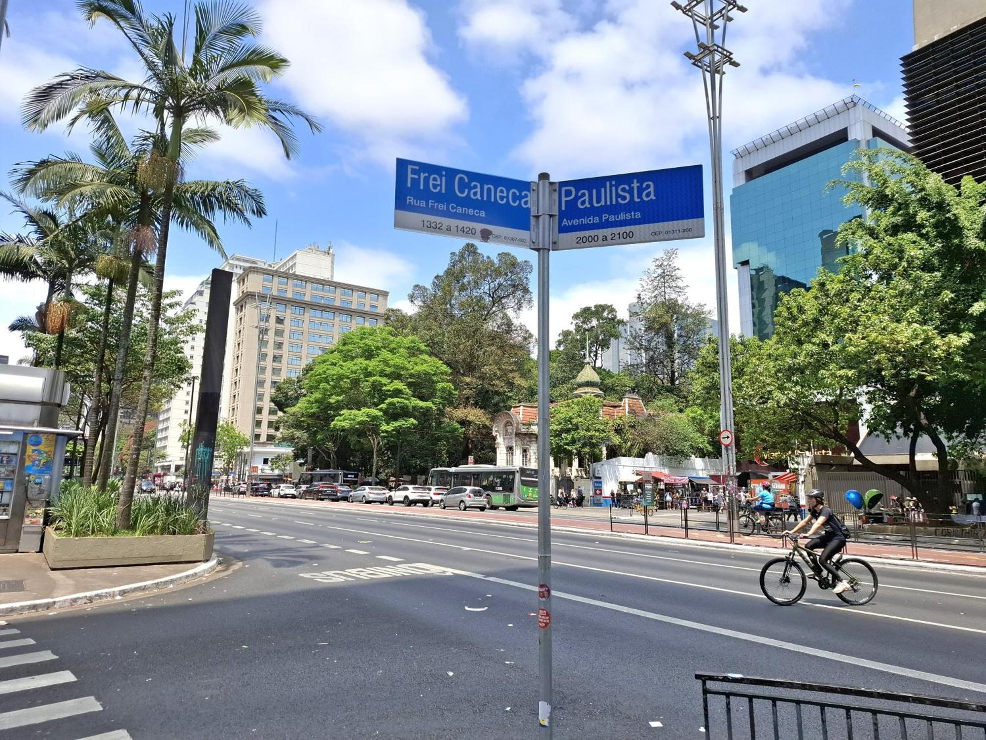 Ap 601 - A Poucos Passos Da Avenida Paulista! Apartamento São Paulo